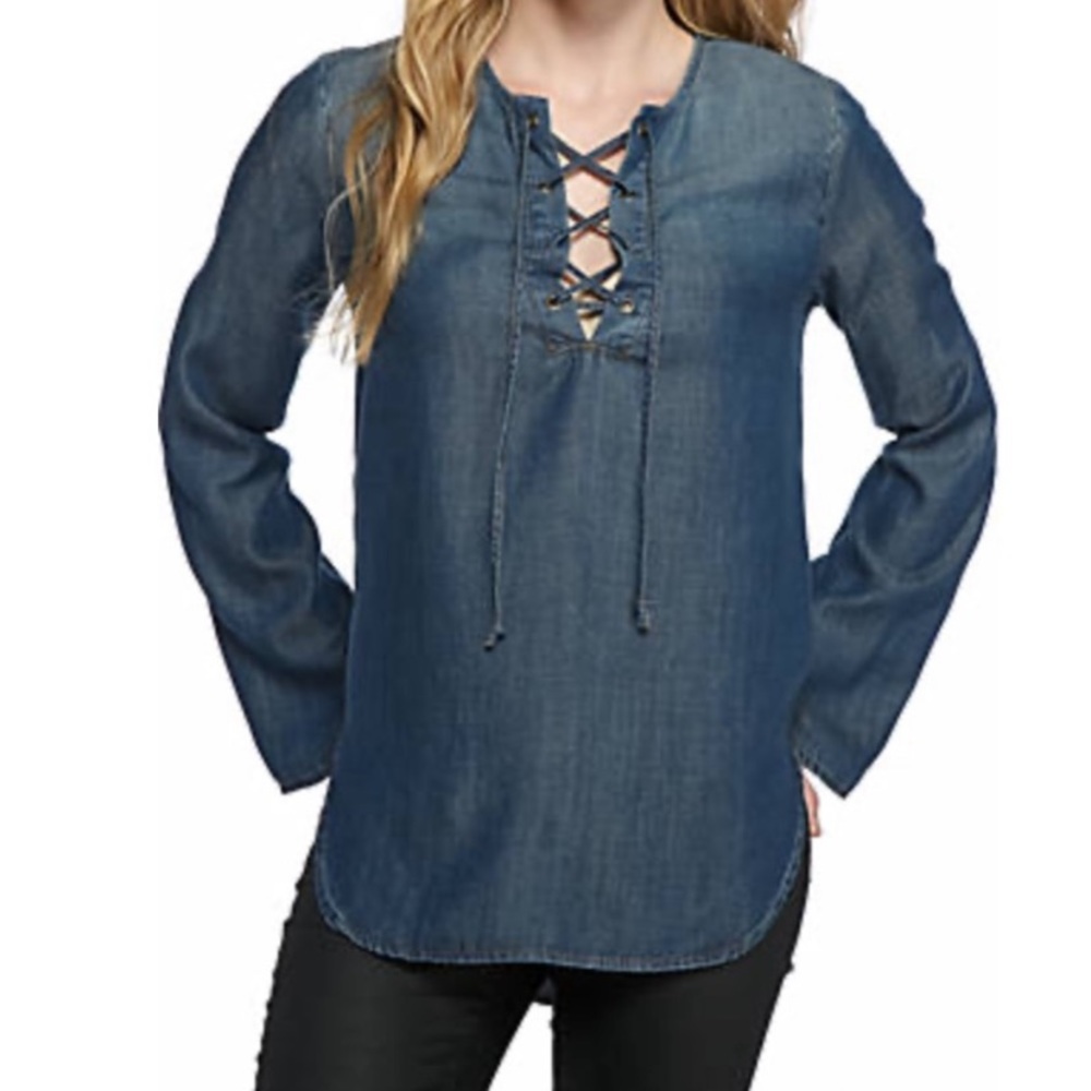 Cloth & Stone Lace Up Chambray Tunic Top